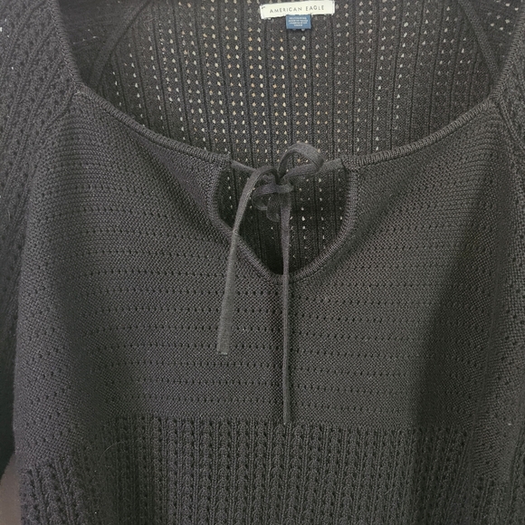 American Eagle Black Crochet Long Bell Sleeve Cropped Sweater Size XL Boho Y2k - Picture 4 of 10